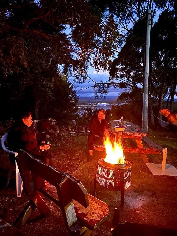 Strahan Wilderness Lodge Extérieur photo